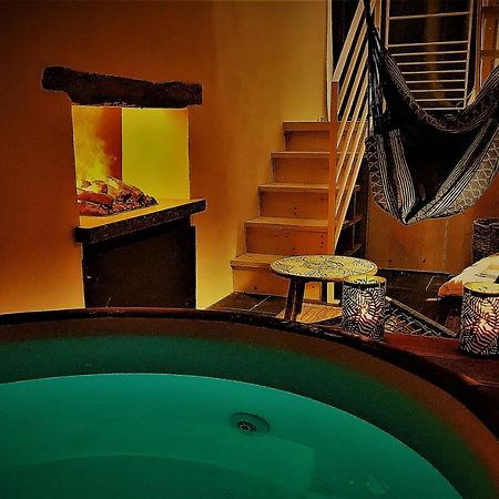 Au Vingtain - Appartement & Spa Atypique Brindas Dış mekan fotoğraf
